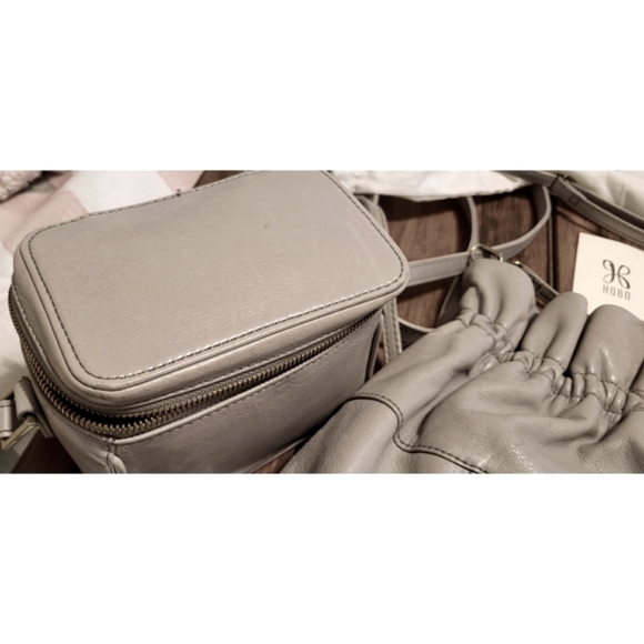 HOBO Purse/Wallet Lot - Picture 7 of 16